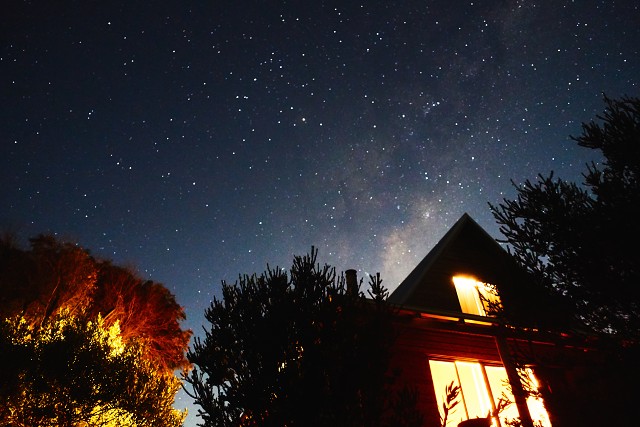 Milky-way-over-prevelly 28126154647 O